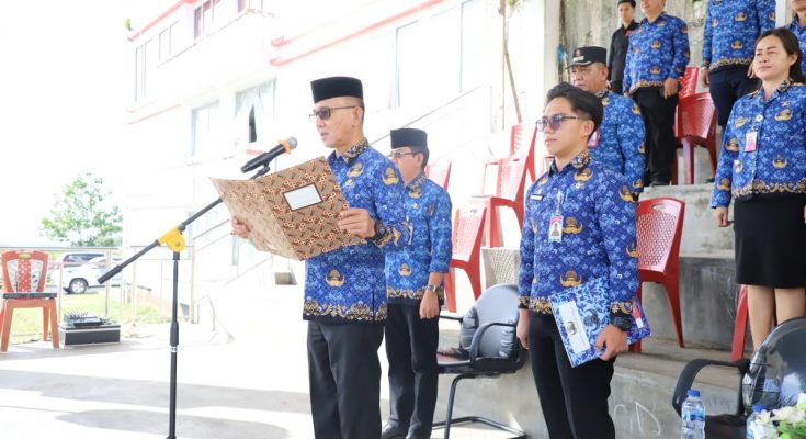Bupati Ronald Sorongan Pimpin Apel Korpri