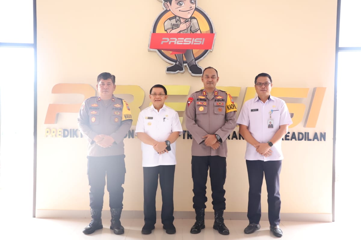 Pj. Bupati Dr. Denny Mangala, M.Si Lakukan Kunjungan Silaturahmi ke Mako Polres Minahasa Tenggara