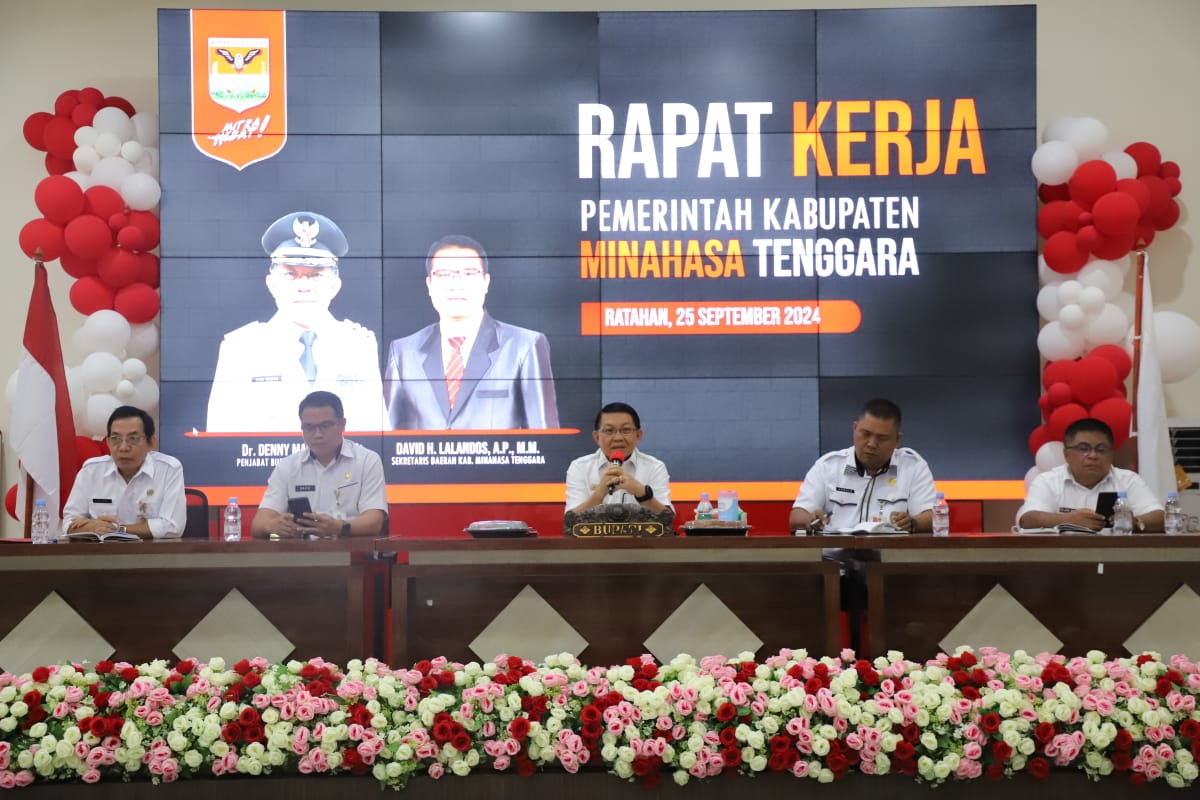 Pj. Bupati Dr. Denny Mangala, M.Si Pimpin Rapat Kerja Pemerintah Kabupaten Minahasa Tenggara