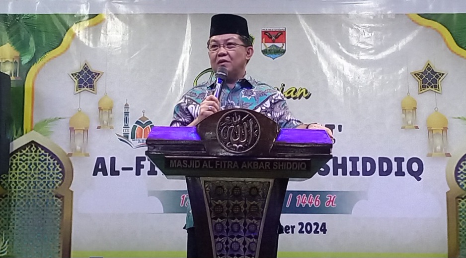 Pj Bupati Denny Mangala Resmikan Masjid Al-Fitrah Akbar Shidiq di Kecamatan Belang
