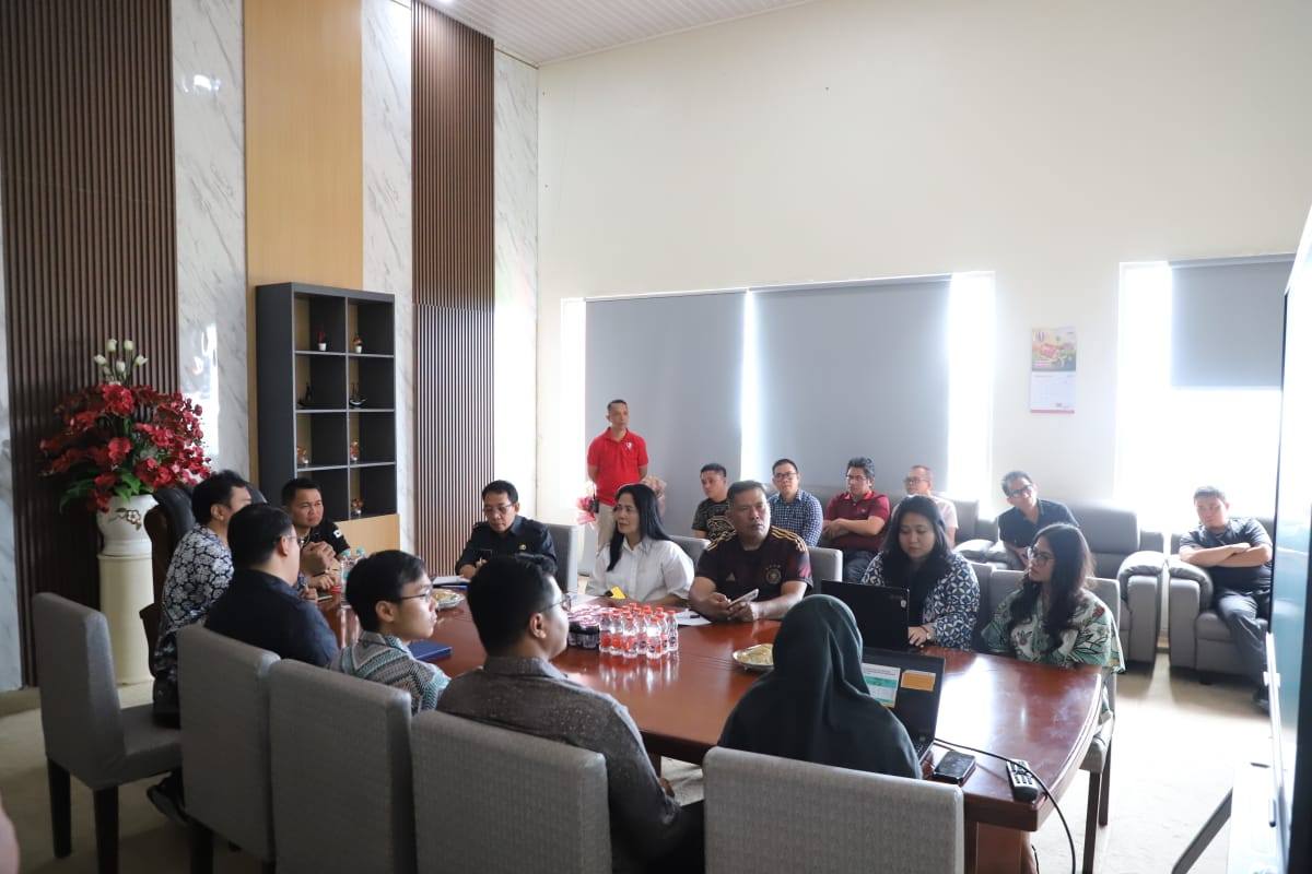 Bupati Pimpin Exit Meeting Pertambangan, Tegaskan Keselamatan Lingkungan Jadi Prioritas Utama